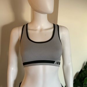 NEW BALANCE Sports Bra